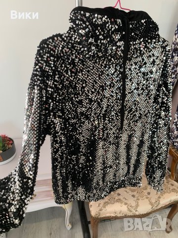 Дамска блуза с паети на размер М, снимка 14 - Блузи с дълъг ръкав и пуловери - 44430958