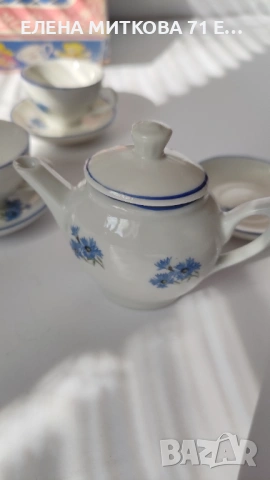 Кукленски порцеланов сервиз, снимка 3 - Сервизи - 54131342