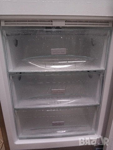 Иноксов комбиниран хладилник с фризер Миеле Miele Made in Germany с две години гаранция!, снимка 7 - Хладилници - 53104065