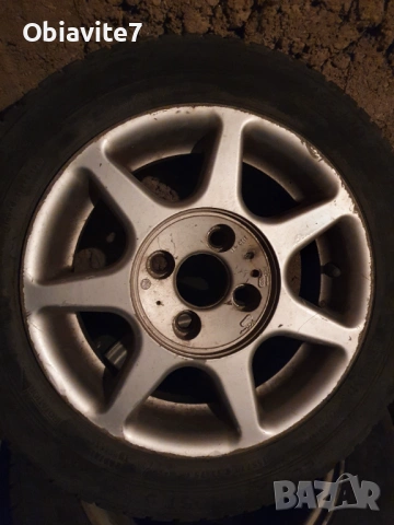 Продавам комплект от 4 лети джанти за кола 13'