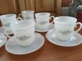 Френски аркопал чаши за чай и за кафе , снимка 1 - Антикварни и старинни предмети - 38195757