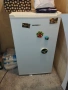 Малък Хладилник почти НОВ, снимка 1