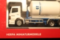 HERPA H0 1/87 MERCEDES ATEGO ЦИМЕНТОВОЗ КАМИОН МОДЕЛ, снимка 3