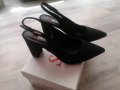 Обувки с ток, снимка 1 - Дамски обувки на ток - 37748961