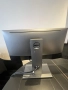 Монитор 27" Dell UltraSharp U2718Q 4К, снимка 2