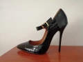 №43 унисекс - мъжки/дамски обувки на висок ток с остър връх и закопчаване с катарама -Hey Si Mey , снимка 1
