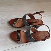 Сандали на ток , снимка 3 - Дамски обувки на ток - 37798312