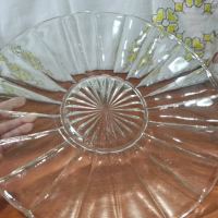 Голяма стъклена чиния , снимка 3 - Антикварни и старинни предмети - 44810558