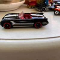 Hotwheels-Corvette TM GM, снимка 1 - Колекции - 42140168