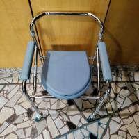 Комбиниран стол за тоалет и баня., снимка 3 - Тоалетни столове - 44513122