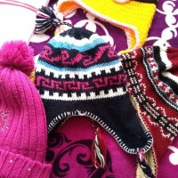 Нова шапка миньон с подаръци, снимка 5 - Шапки, шалове и ръкавици - 30618256
