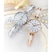 Дамски часовник-гривна, сребрист (005), снимка 1 - Дамски - 40087959