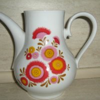 Красив баварски чайник, снимка 1 - Вази - 32020545