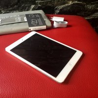 Apple iPad Мini 16GB WiFi бял Модел А1432, снимка 2 - Таблети - 38074489