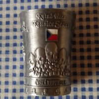 чехски сувенир  чаша  kostnice Sedlec, снимка 1 - Други - 39387298
