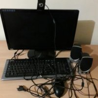 Монитор,клавиатура,мишка,камера, снимка 1 - Работни компютри - 28198037