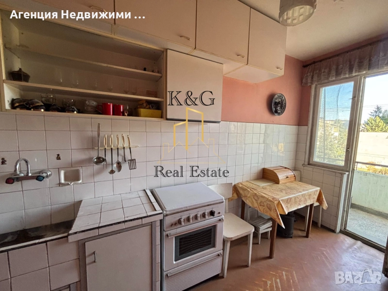 Тристаен тухлен апартамент - център , снимка 1