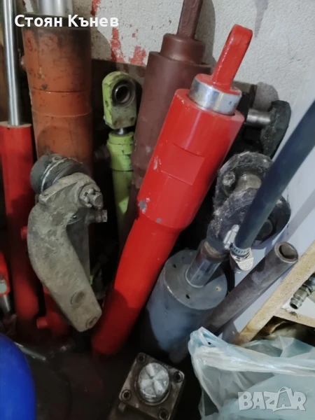 Бутилки за самосвално ремарке , снимка 1