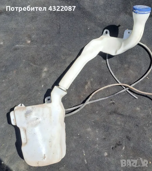 Съд за течност за чистачки и помпичка Пежо 1007 / Peugeot 1007 1.6I 16V 110к.с NFU, снимка 1