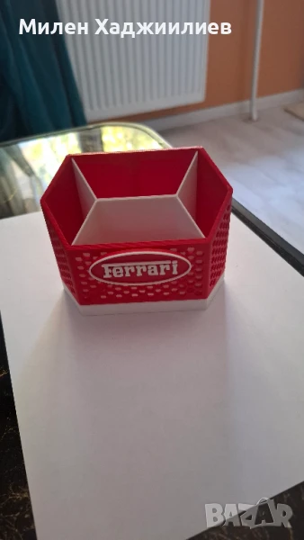 Поставка за дистанционни, органайзер, моливник с надпис Ferrari, снимка 1