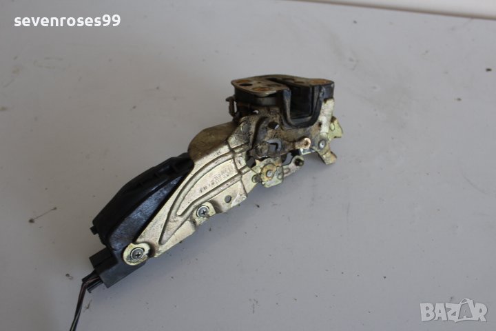 Брава врата предна дясна Опел Вектра А 1.4i 1991 Opel Vectra A, снимка 1