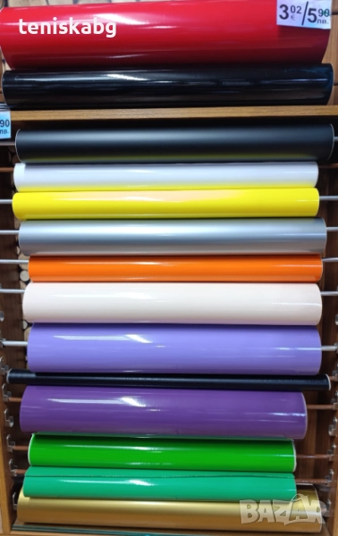 Цветно самозалепващо фолио., снимка 1