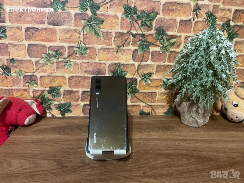 Huawei P30, снимка 1