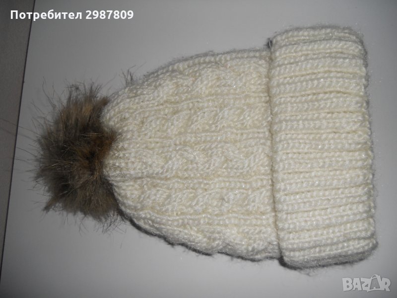 Спортна зимна шапка  с пух, снимка 1