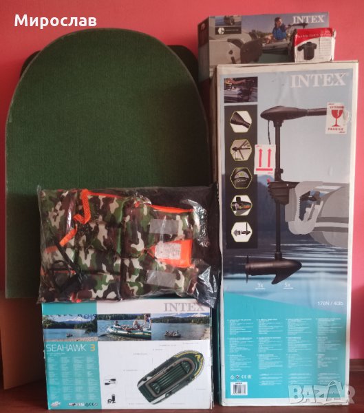 Лодка, мотор, под, пейка, транец, помпа и жилетка., снимка 1