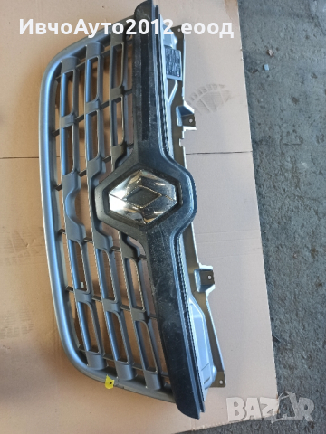 решетка предна оригинална 623102803R Renault master 15-19г, снимка 4 - Части - 44817899