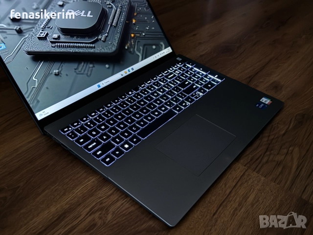НОВ 16' WUXGA Core i7-1360p DELL Vostro 5630 16GB LPDDR5/512GB NVMe/Подсветкa/Бат 8ч/Iris/Гаранция, снимка 6 - Лаптопи за работа - 52867970