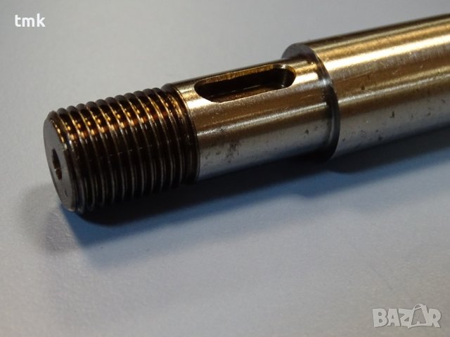 Винт с гайка за фреза L-423 ф20, снимка 7 - Резервни части за машини - 40134358