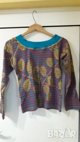 Блузка размер С/М, снимка 2 - Блузи с дълъг ръкав и пуловери - 31364038