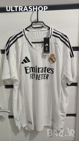 НОВА Оригинална фланелка на Реал Мадрид XL size Adidas Real Madrid