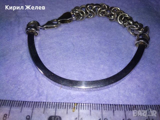 ВЕРСАЧЕ ШАРМАНТНА СРЕБЪРНА ДИЗАЙНЕРСКИ АРТ МОДЕЛ ГРИВНА СРЕБРО 925 МАЙСТОРСКО БУТИКОВО БИЖУ 40568, снимка 10 - Гривни - 42615288