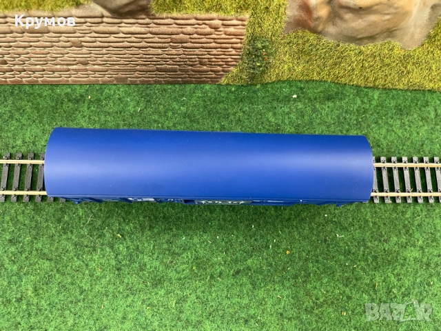 Вагон товарен хладилен 2-осен Роко HO 1:87 влак ЖП модел, снимка 10 - Колекции - 54009781