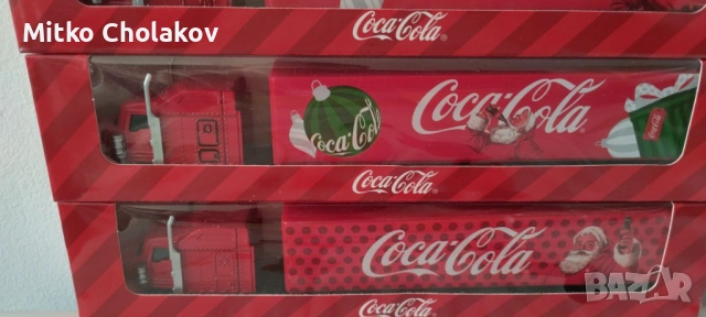 Продавам комплект коледни камиончета Кока Кола, снимка 3 - Колекции - 53938176