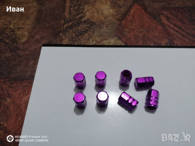 Лилави метални капачки за вентили винтили на гуми за кола автомобил мотор камион колело джип, снимка 2 - Аксесоари и консумативи - 31047792