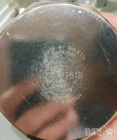 Кафеварка Bialetti Moka Express за 6 чаши (270 мл), снимка 5 - Други - 52617777