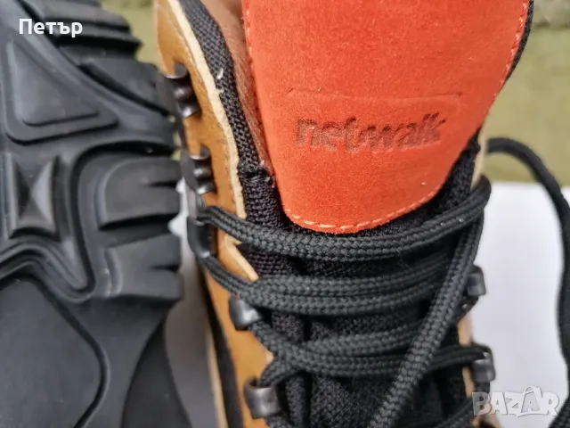 Продавам чисто нови качествени дамски туристически /зимни, трисезонни / високи обувки , снимка 5 - Маратонки - 48294740