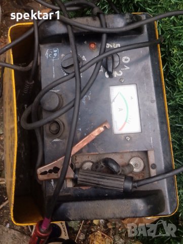 Професионална Стартерна количка 12 24 волта мощнозарядно 12/24 за акумолатори, снимка 4 - Аксесоари и консумативи - 42804852