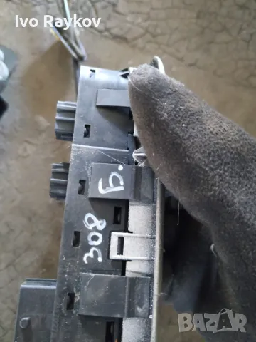 Бутони ел. стъкла за Peugeot 308 , снимка 2 - Части - 47721559