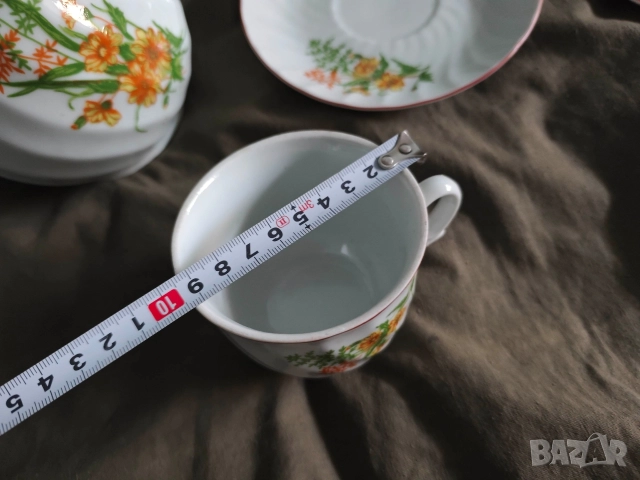 Продавам български сервиз за чай "Китка- Нови пазар", снимка 5 - Сервизи - 52659769