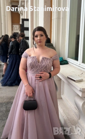 Продавам балната си рокля