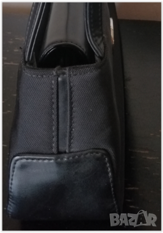 Малка дамска чанта - GUESS, снимка 7 - Чанти - 36400233