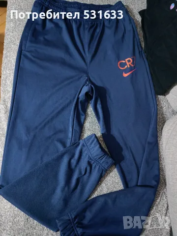 Юношеско долнище Nike XL размер , снимка 2 - Детски анцузи и суичери - 56047901