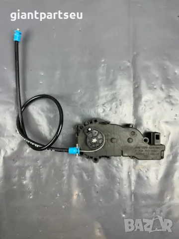 Актуатор Заден Капак за Мерцедес Mercedes-benz A2047500060