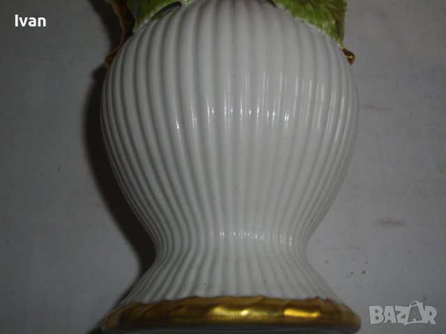 Нова Ваза-Костен Порцелан-Маркирана-18,5 см, снимка 10 - Вази - 39815494