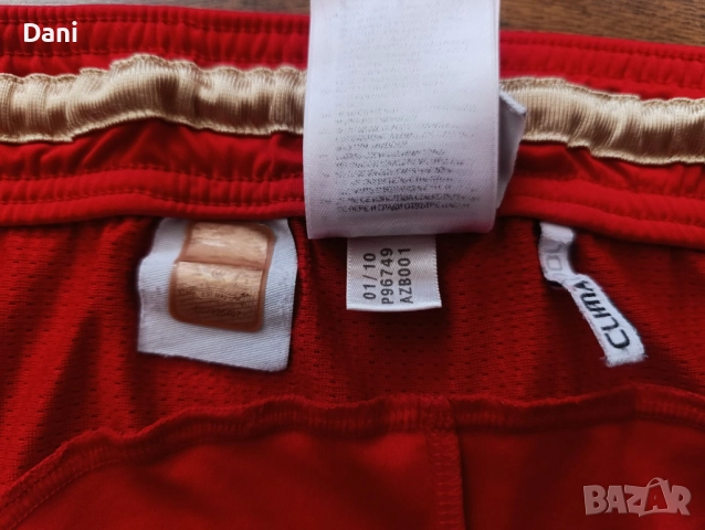 Adidas Liverpool 2010/2012 home къси панталони, снимка 5 - Спортни дрехи, екипи - 51702185