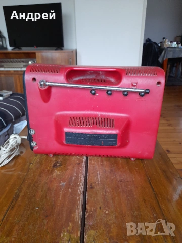 Стар телевизор Сапфир 401, снимка 3 - Антикварни и старинни предмети - 53023740